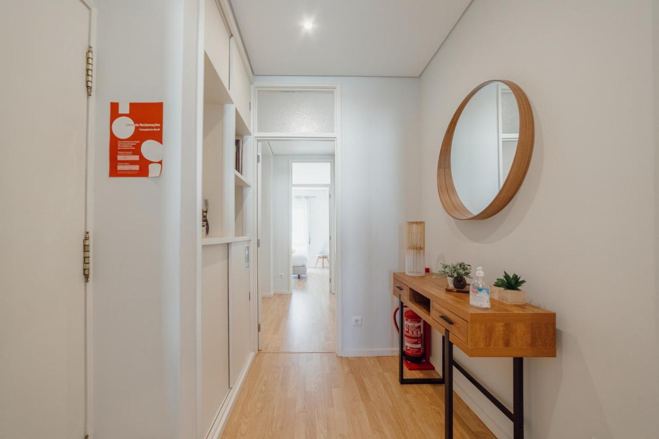 Apartment Downtown Design With Balcony By Vacationy Porto