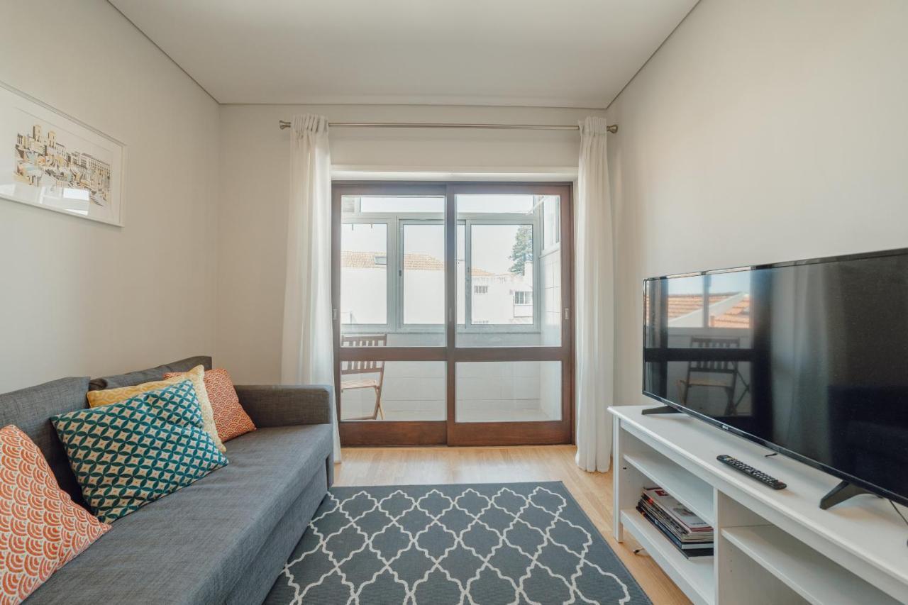 Downtown Design With Balcony By Vacationy Apartment *